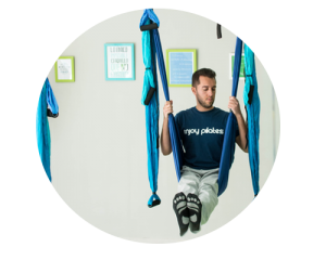 Javier Alonso es fundador de Enjoy Pilates Valladolid